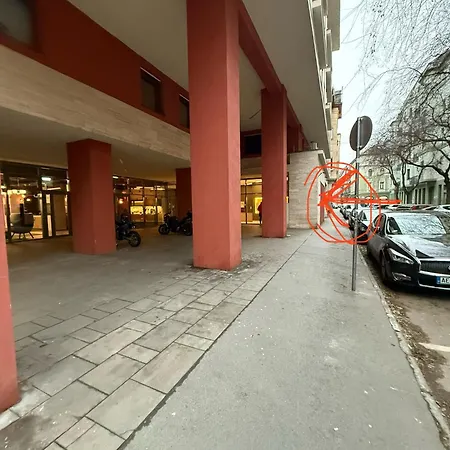 Churri Downtown - With Garage
